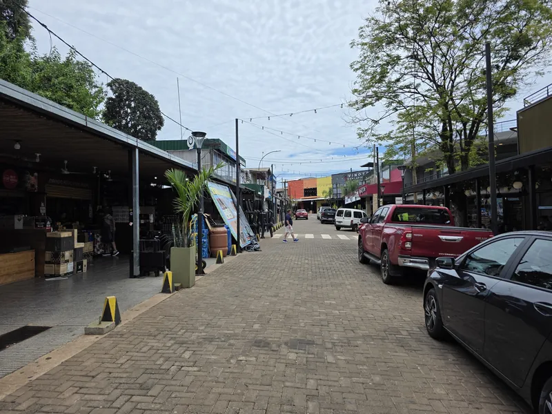 Feirinha de Puerto Iguazú na Argentina